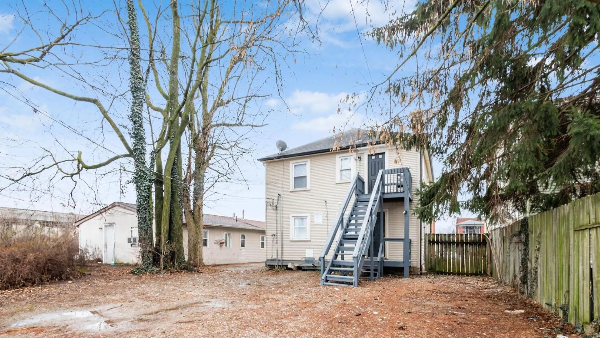 הוילה קולומבוס Housepitality - The Osu Mansion- Osu Sleeps 20 0*,